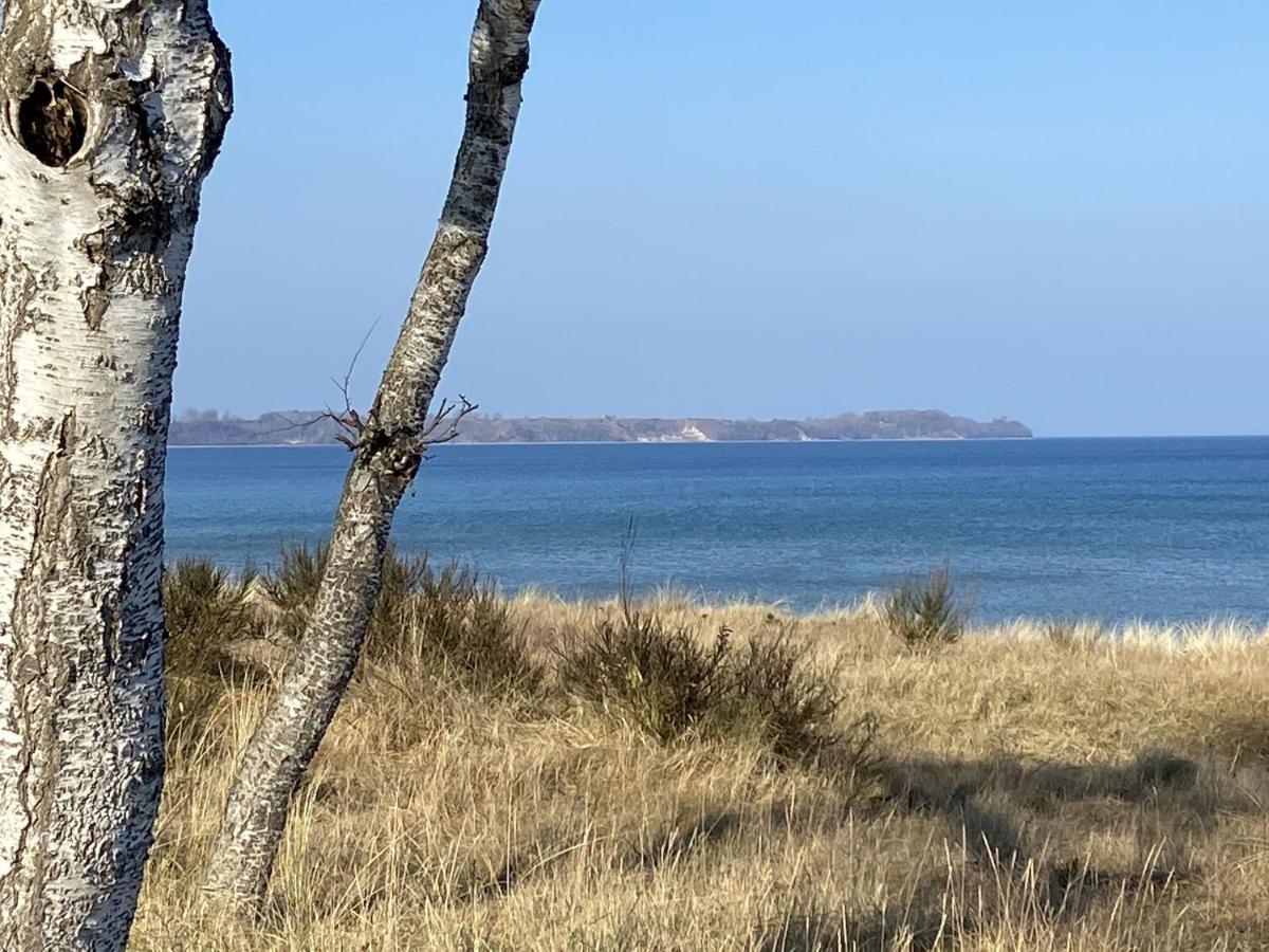 Ferienwohnung In Ruhiger Lage Und Mit Balkon - Ferienhaus Solamar Fewo Og Breege Bagian luar foto