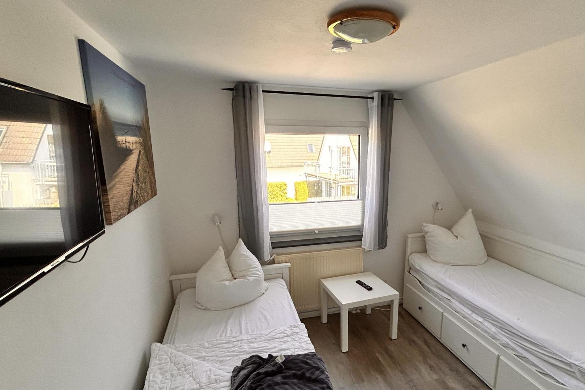 Ferienwohnung In Ruhiger Lage Und Mit Balkon - Ferienhaus Solamar Fewo Og Breege Bagian luar foto